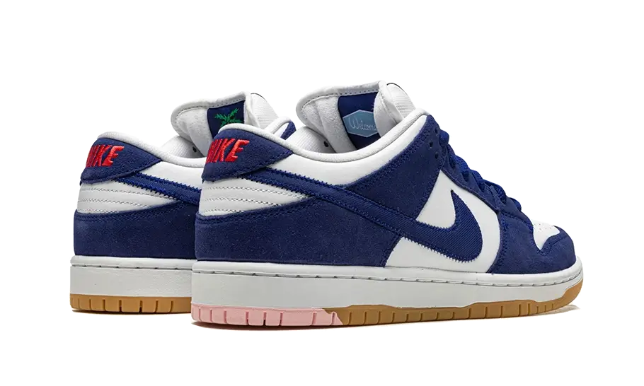 Skateboardové Tenisky Nike Dunk nízke modro-biele, pohľad zo zadu