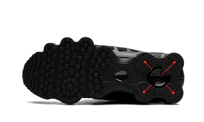 Nike Shox TL Black Max Orange čierne, pohľad na podrážku s traction pattern